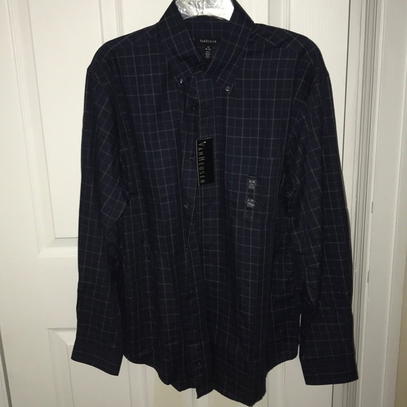 Van Heusen no iron button down shirt - Picture 1 of 3